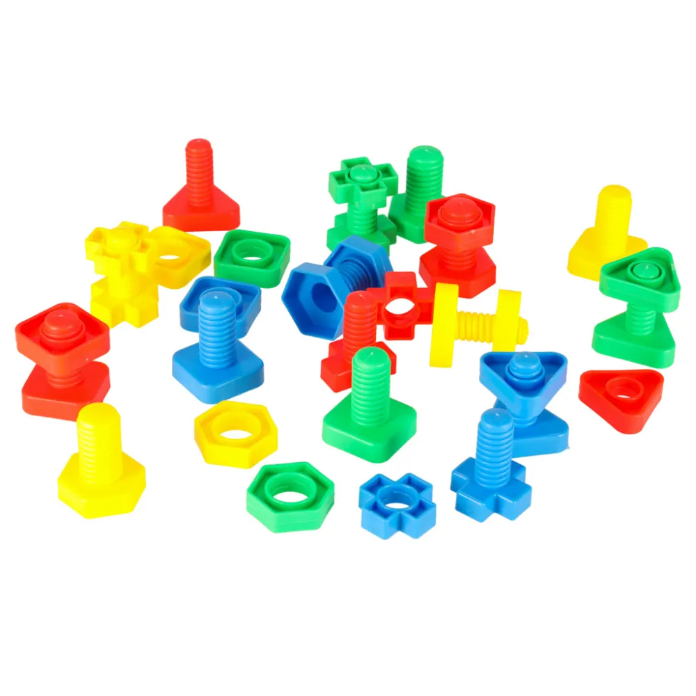 zbliżenie na zestaw kolorowych elementów do wkręcania i odkręcania