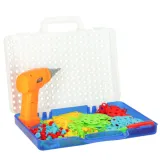 wszystkie elementy zestawu rozłożone wokół walizki