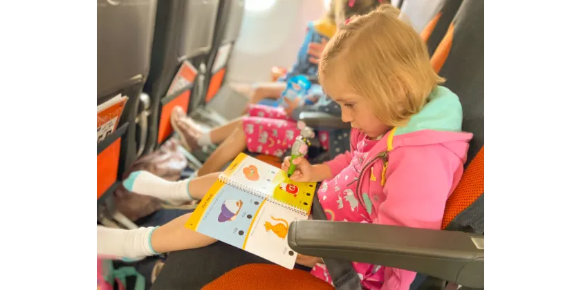 Zabawki dla dzieci w podróży - praktyczny przewodnik dla rodziców
